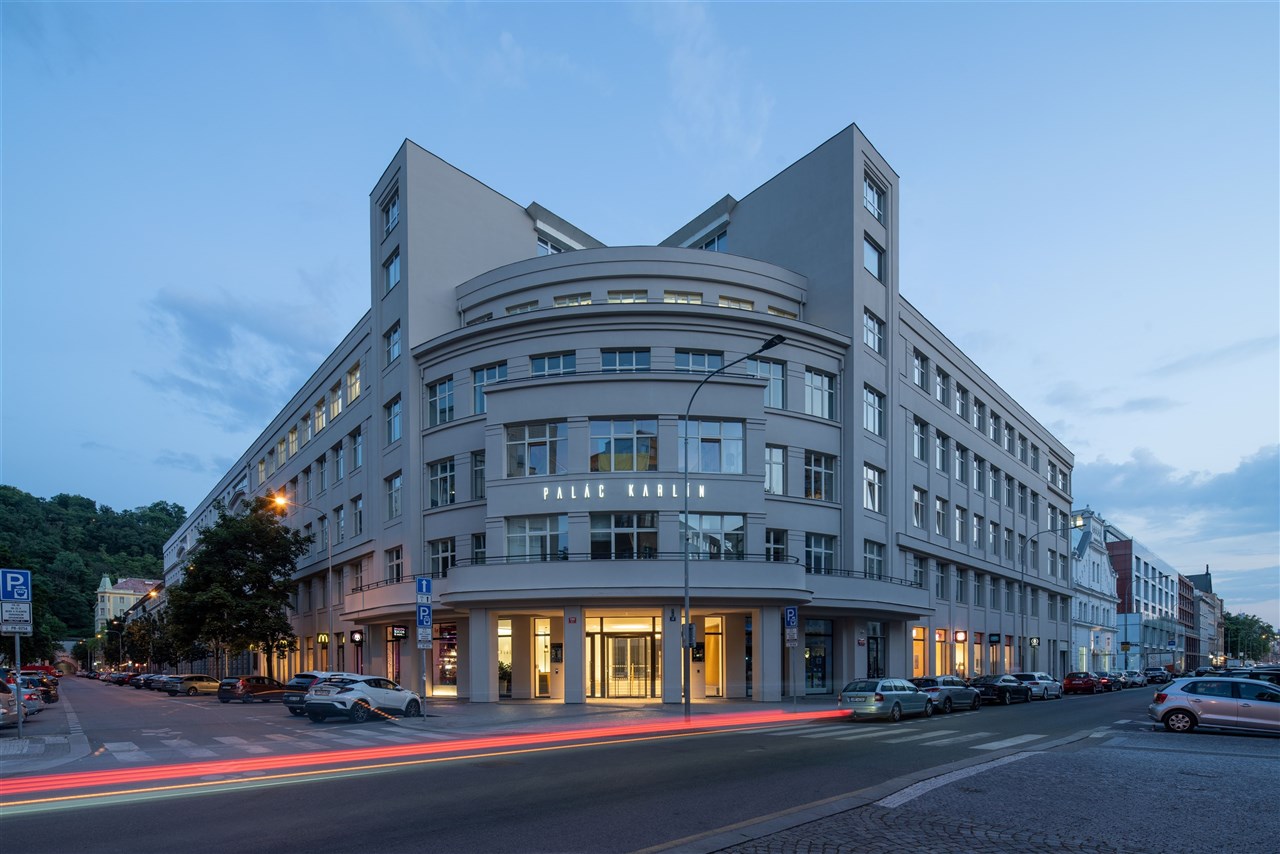 Palác Karlín interior